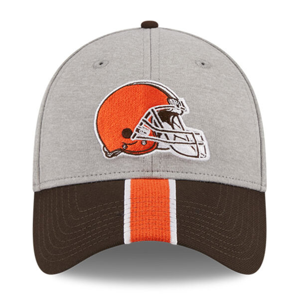 Men's New Era Heather Gray/Brown Cleveland Browns Striped 39THIRTY Flex Hat - Image 7