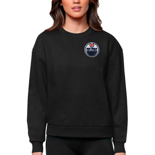Women's Antigua Black Edmonton Oilers Primary Logo Victory Crewneck Pullover Sweatshirt