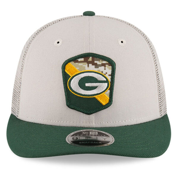 Men's New Era  Stone/Green Green Bay Packers 2023 Salute To Service Low Profile 9FIFTY Snapback Hat - Image 8