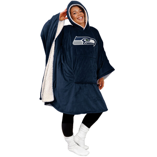 Seattle Seahawks 60" x 80" Logo Patch Team Color Bloncho with Sherpa