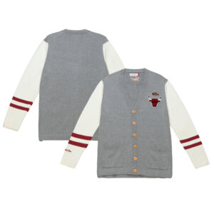 Men's Mitchell & Ness  Heather Gray Chicago Bulls Full-Button Cardigan Sweater