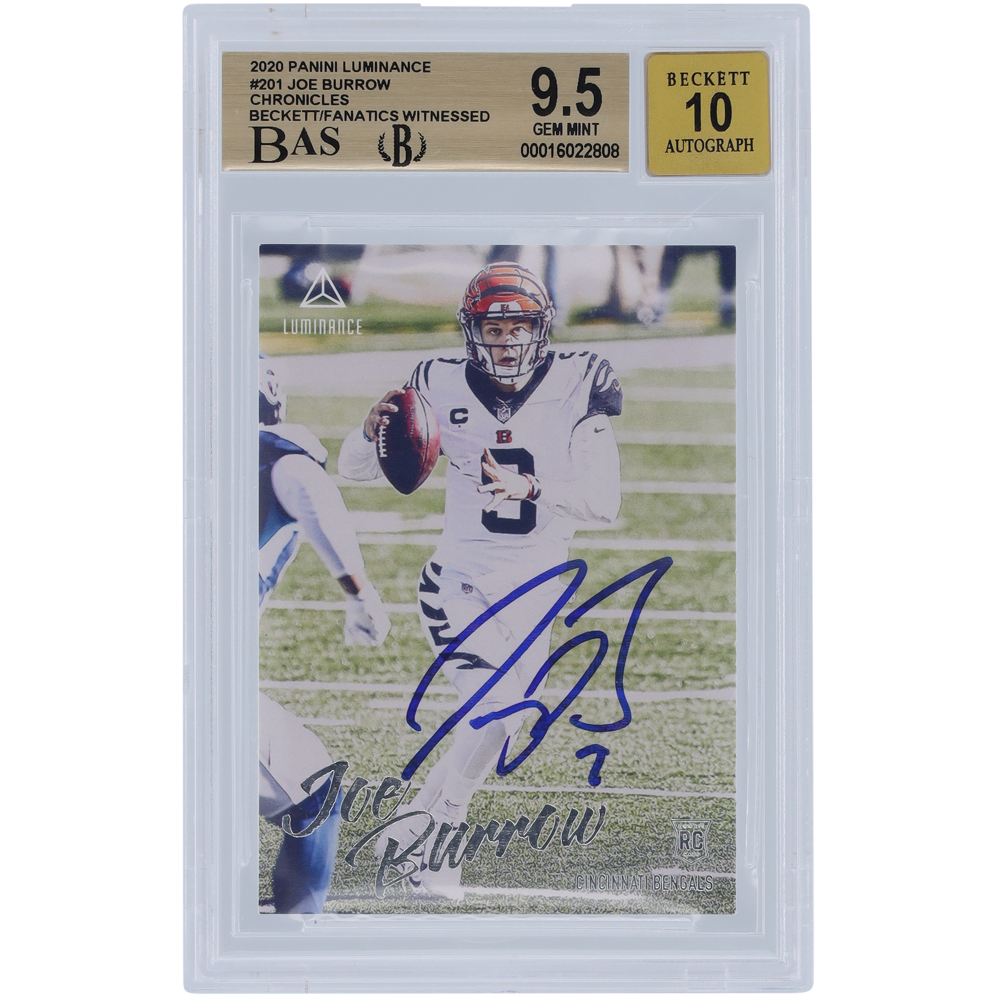 Joe Burrow Cincinnati Bengals Autographed 2020 Panini Luminance #201 Beckett Fanatics Witnessed Authenticated 9.5/10 Rookie Card - 10,9,9.5,9.5 Subgrades - Image 4