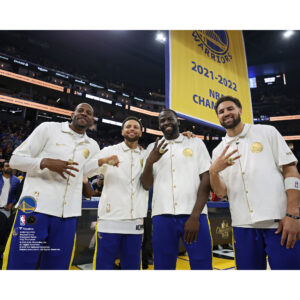 Los Angeles Lakers v Golden State Warriors