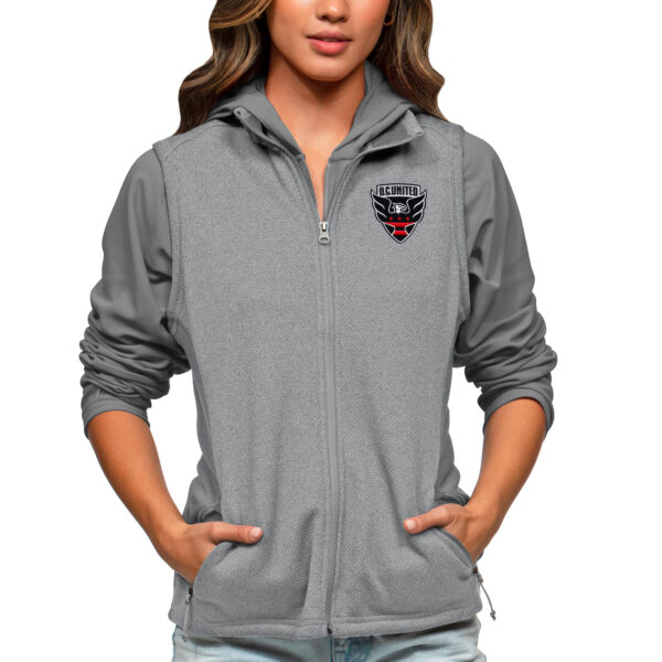 Women's Antigua Heather Gray D.C. United Team Logo Course Full-Zip Vest