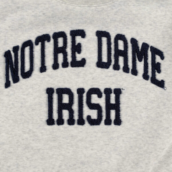 Women's ZooZatz Oatmeal Notre Dame Fighting Irish Core Chenille Cropped Pullover Sweatshirt - Image 5