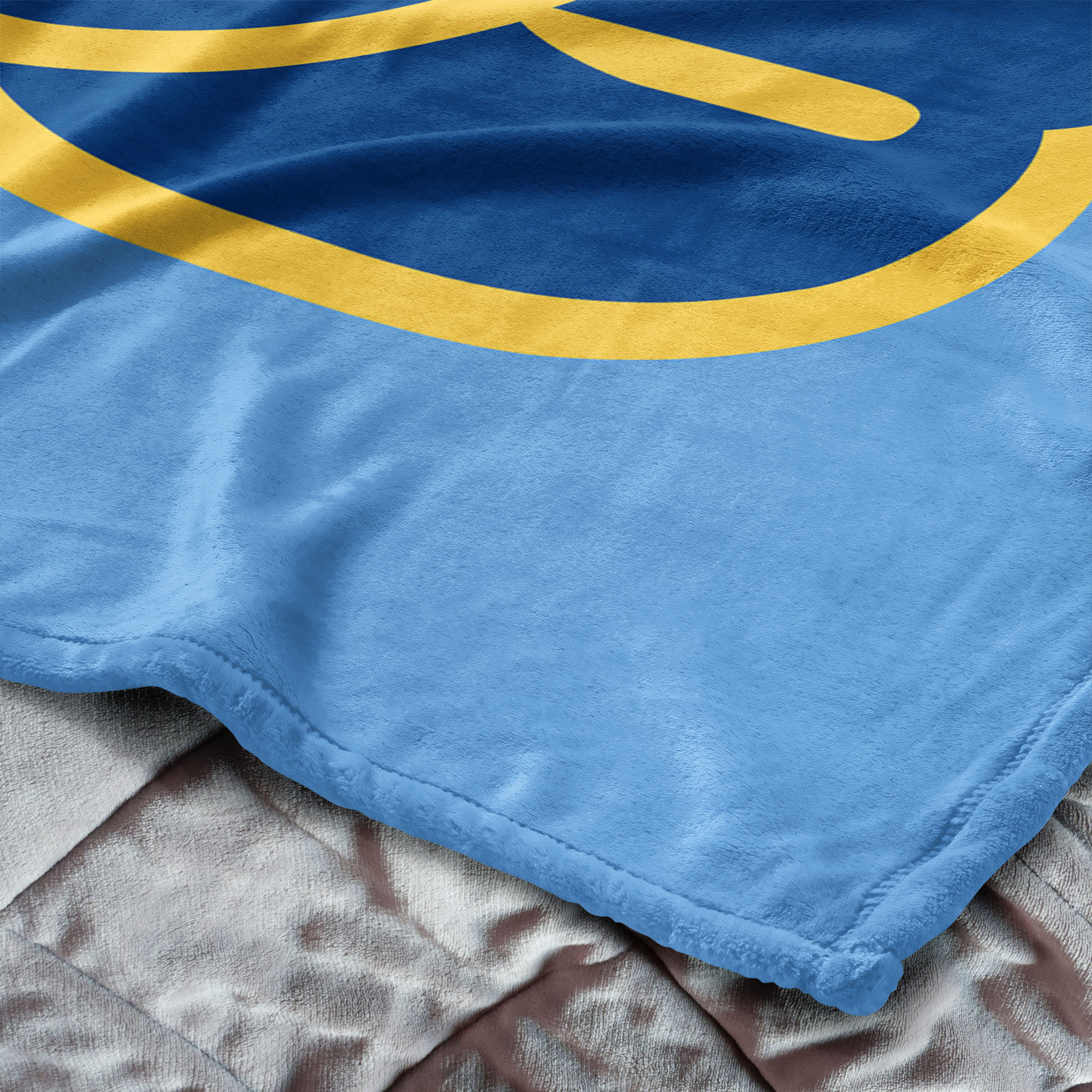 The Northwest Group Milwaukee Brewers 50” x 60” Cooperstown Collection Silk Touch Throw Blanket - Image 9