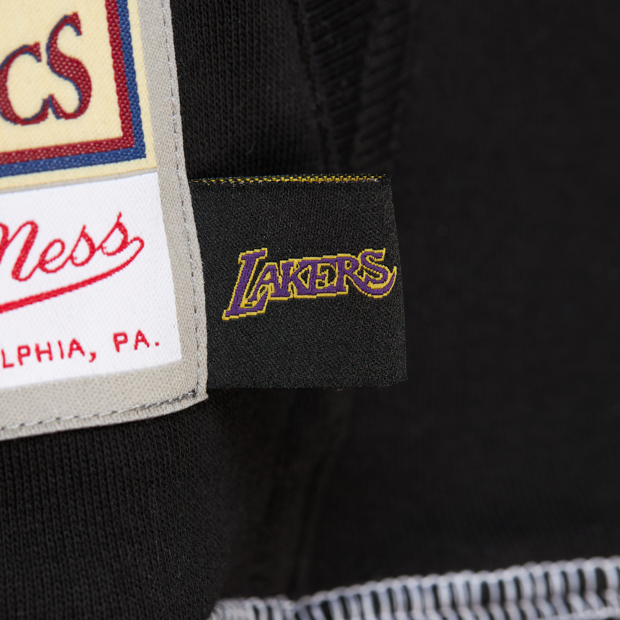 Men's Mitchell & Ness Black Los Angeles Lakers Hardwood Classics Contrast 2K Fleece Full-Zip Hoodie - Image 14