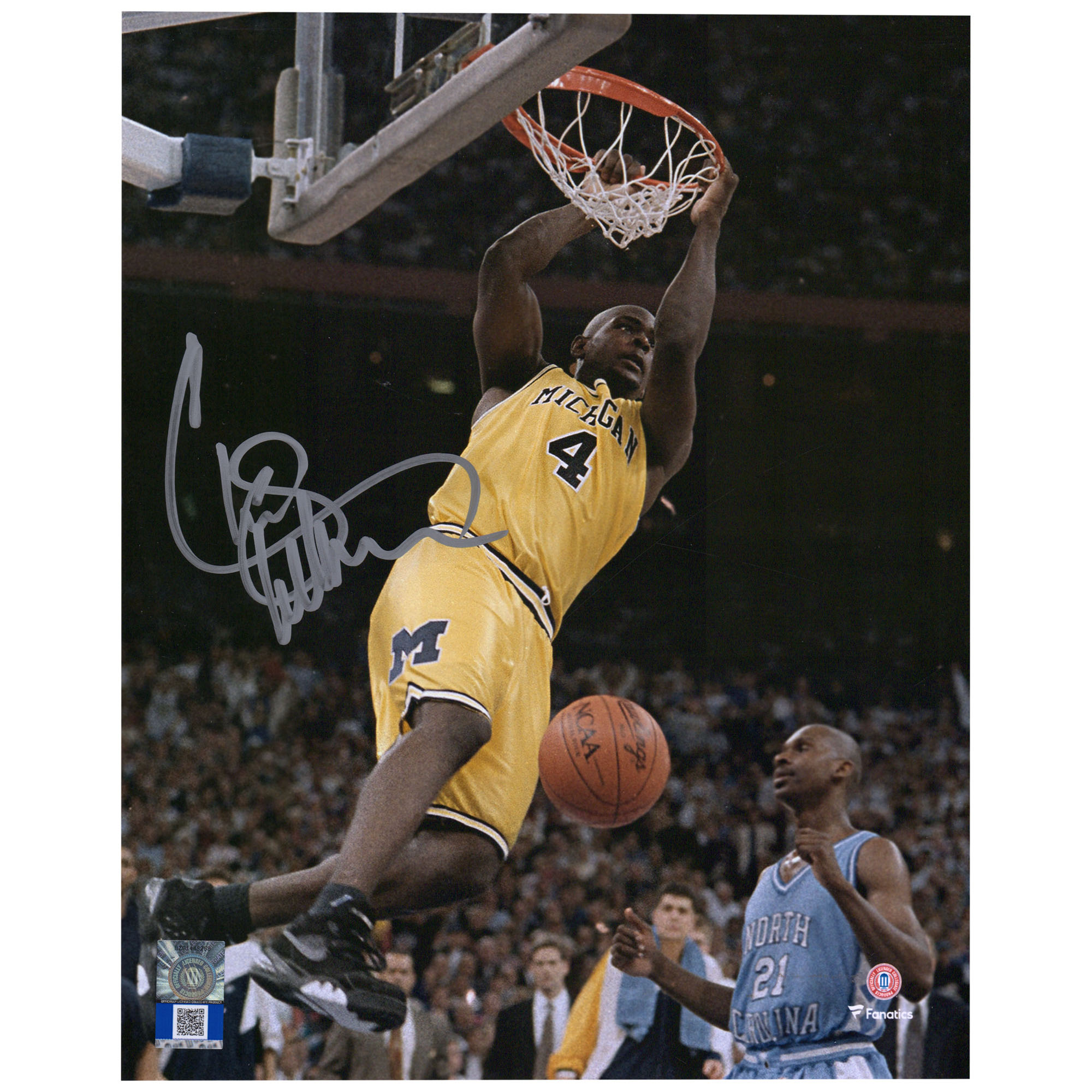 Chris Webber Michigan Wolverines Autographed 8'' x 10'' Dunk vs. UNC Tar Heels Photograph
