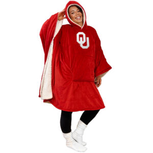 Oklahoma Sooners 60" x 80" Logo Patch Team Color Bloncho with Sherpa