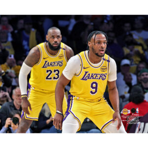 Minnesota Timberwolves v Los Angeles Lakers