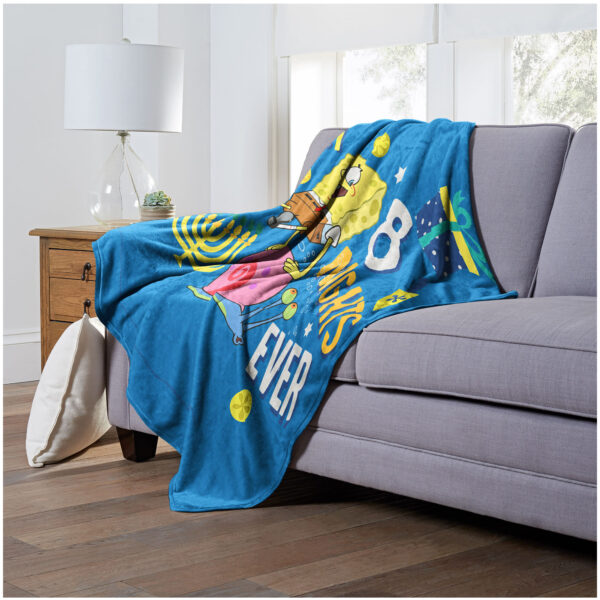 The Northwest Group SpongeBob SquarePants 50" x 60" Holiday Silk Touch Throw Blanket - Image 12