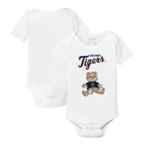 Women's Levelwear Khaki Milwaukee Brewers Influx Team Arch T-Shirt