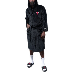 Men's ISlide Black Chicago Bulls Personalized Phantom Robe