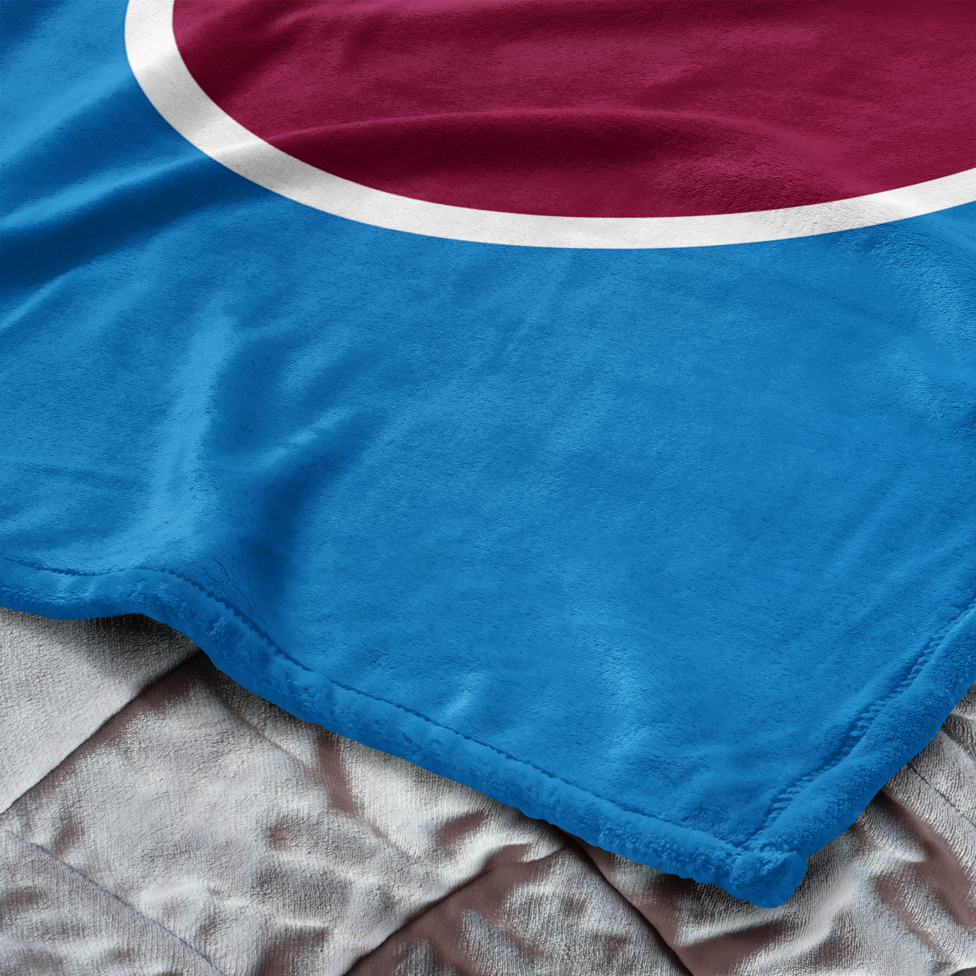 The Northwest Group Philadelphia Phillies 50” x 60” Cooperstown Collection Silk Touch Throw Blanket - Image 9