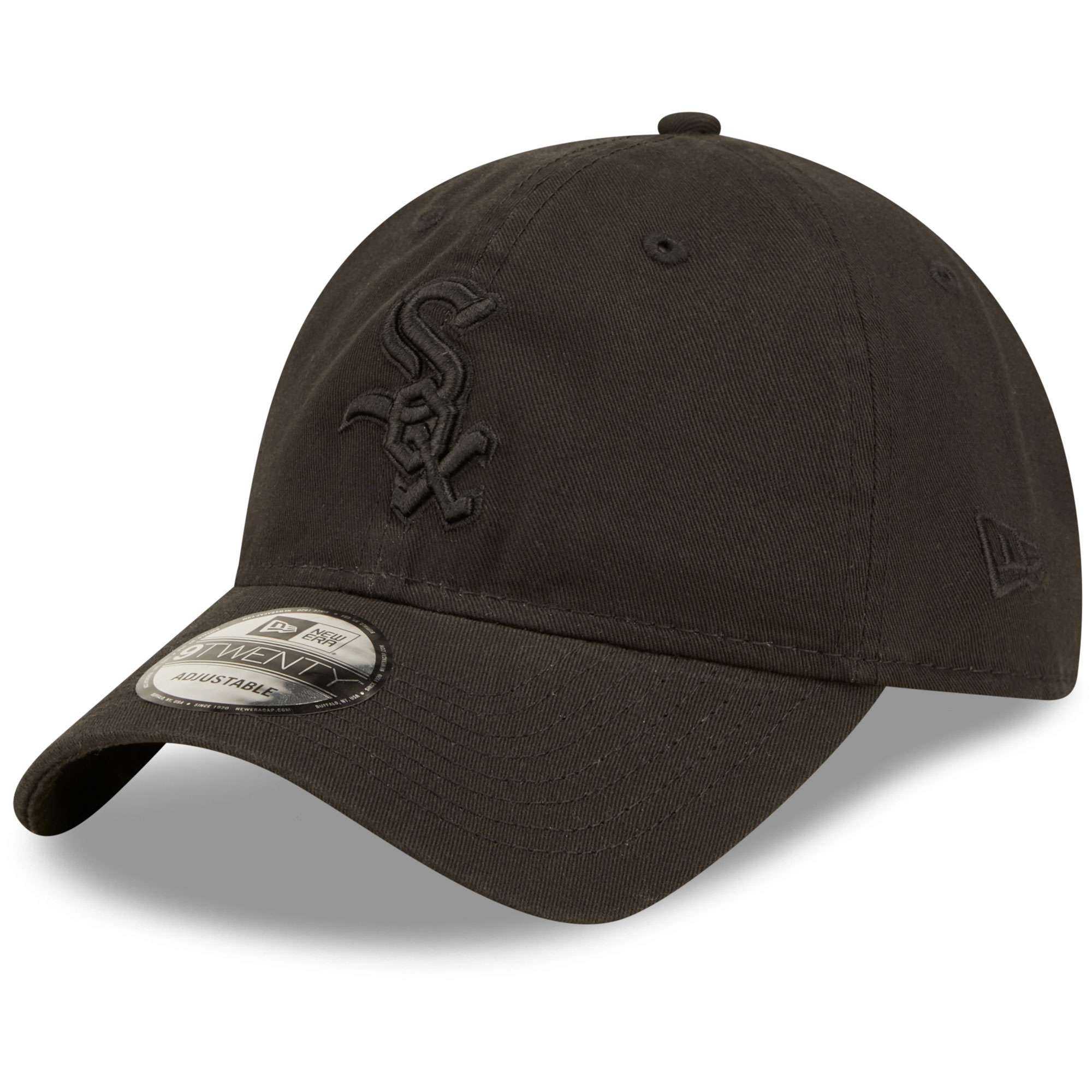 Men's New Era Chicago White Sox Black On Black Core Classic 2.0 9TWENTY Adjustable Hat - Image 9