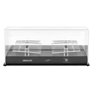 Daniel Suarez Facsimile Signature 1:24 Two Car Die-Cast Display Case