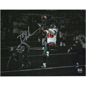 Devin White Tampa Bay Buccaneers Autographed 11" x 14" Super Bowl LV Champions Super Bowl LV Action Photograph