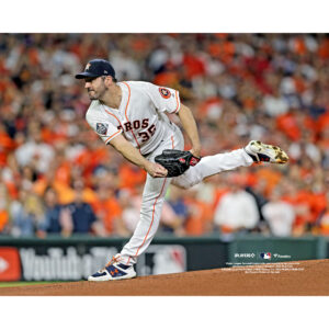 Justin Verlander Houston Astros Unsigned Horizontal Pitching Photograph