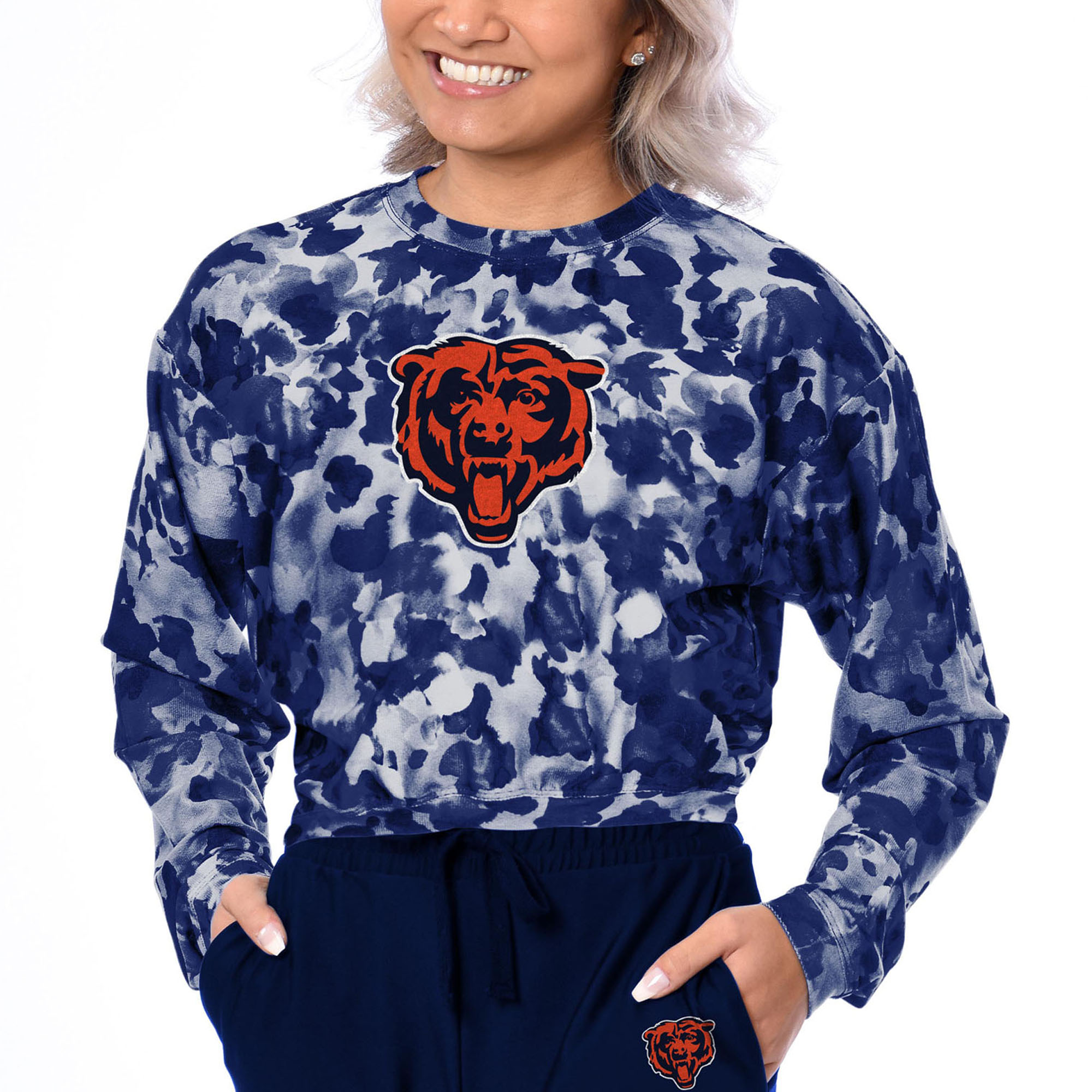 Women's Certo Navy Chicago Bears Cropped Long Sleeve T-Shirt - Image 4