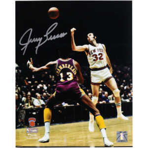 Jerry Lucas New York Knicks Autographed 8" x 10" Passing vs. Los Angeles Lakers Photograph