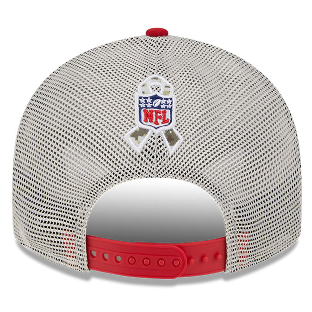 Men's New Era Stone/Scarlet Tampa Bay Buccaneers 2023 Salute To Service Low Profile 9FIFTY Snapback Hat - Image 13