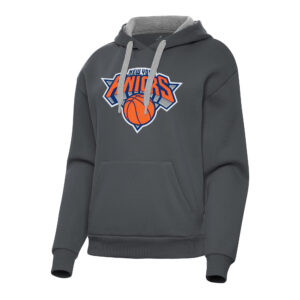 Women's Antigua Charcoal New York Knicks Victory Pullover Hoodie