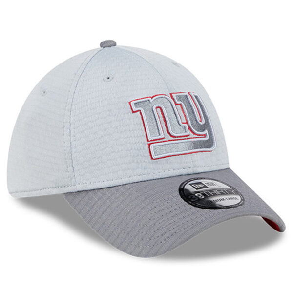Men's New Era Gray New York Giants 2024 NFL Training Camp 39THIRTY Flex Hat - Image 9